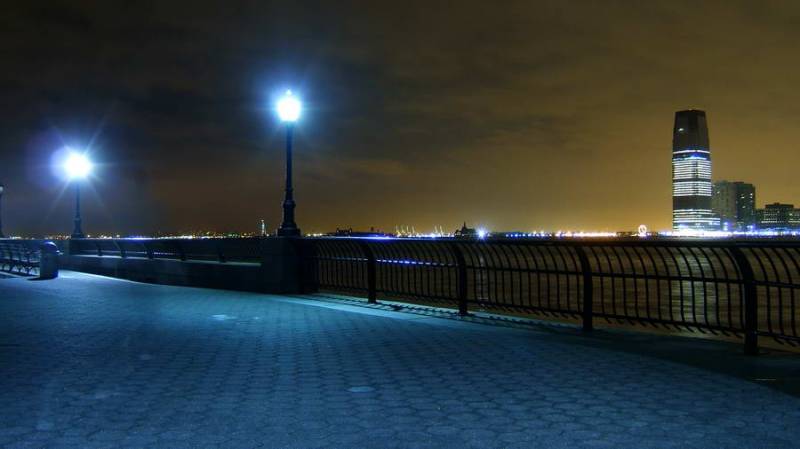 NYC_2006-12-13 04-55-44